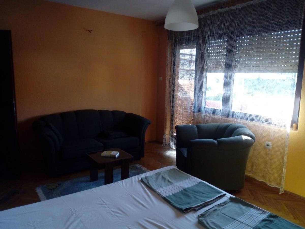 Julija Guest House โอครีด ภายนอก รูปภาพ